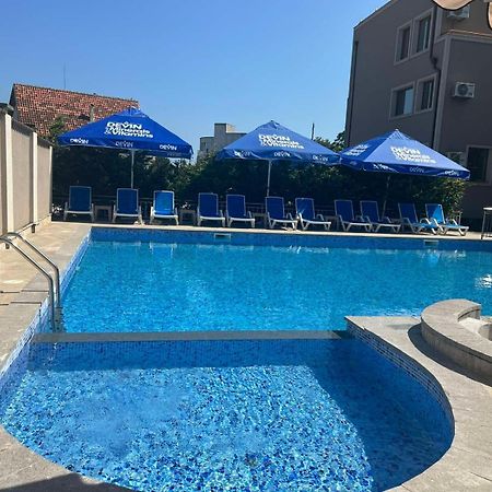 Vemara City Boutique Hotel-Free Parking Varna Exterior foto