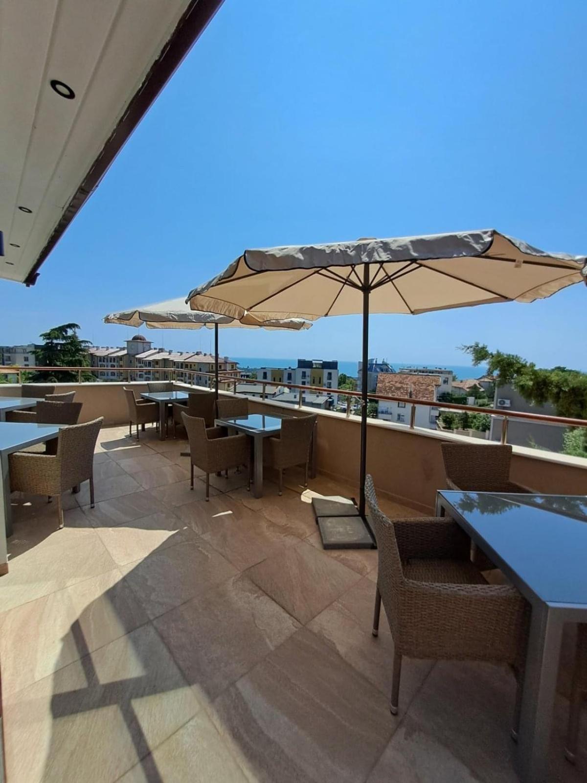 Vemara City Boutique Hotel-Free Parking Varna Exterior foto