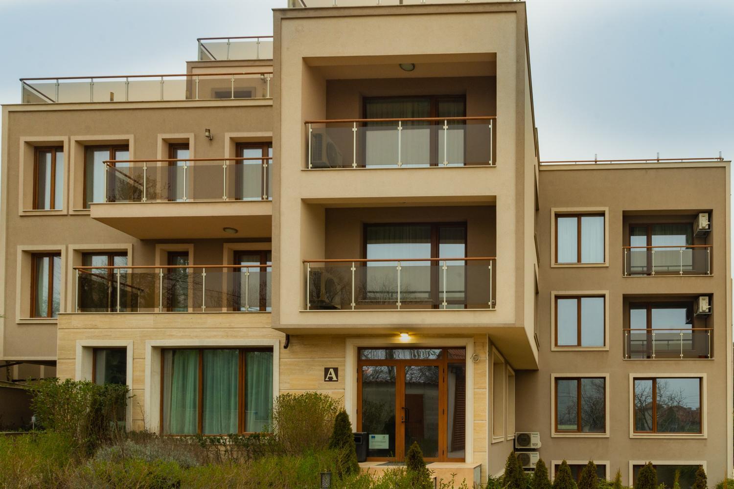 Vemara City Boutique Hotel-Free Parking Varna Exterior foto