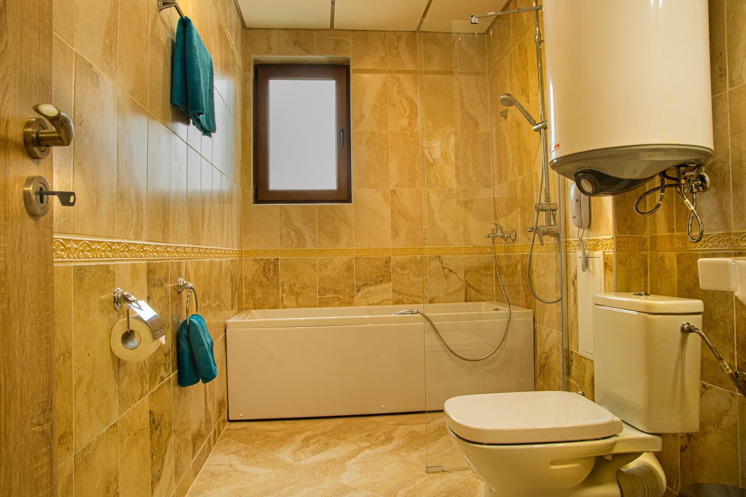 Vemara City Boutique Hotel-Free Parking Varna Exterior foto